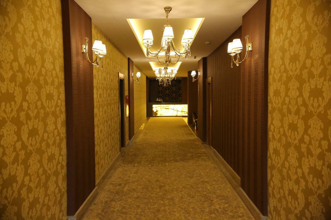 Taht Palace Hotel Ван Екстер'єр фото